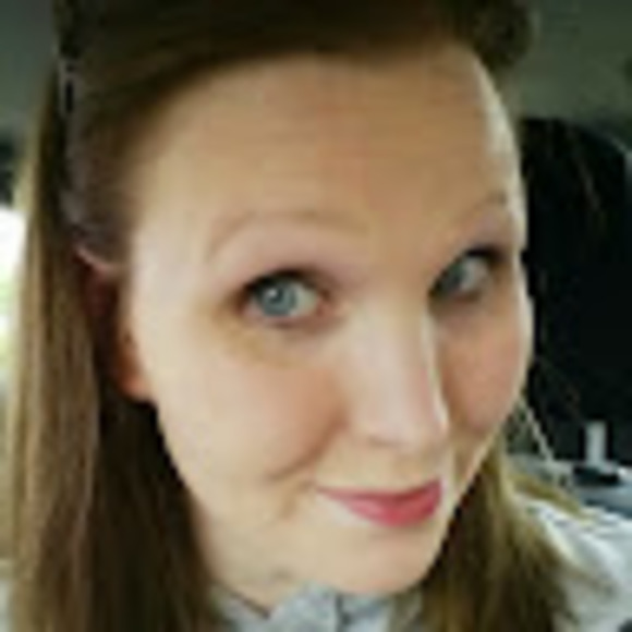 Meet your Posher, Allison - Picture 1 of 1